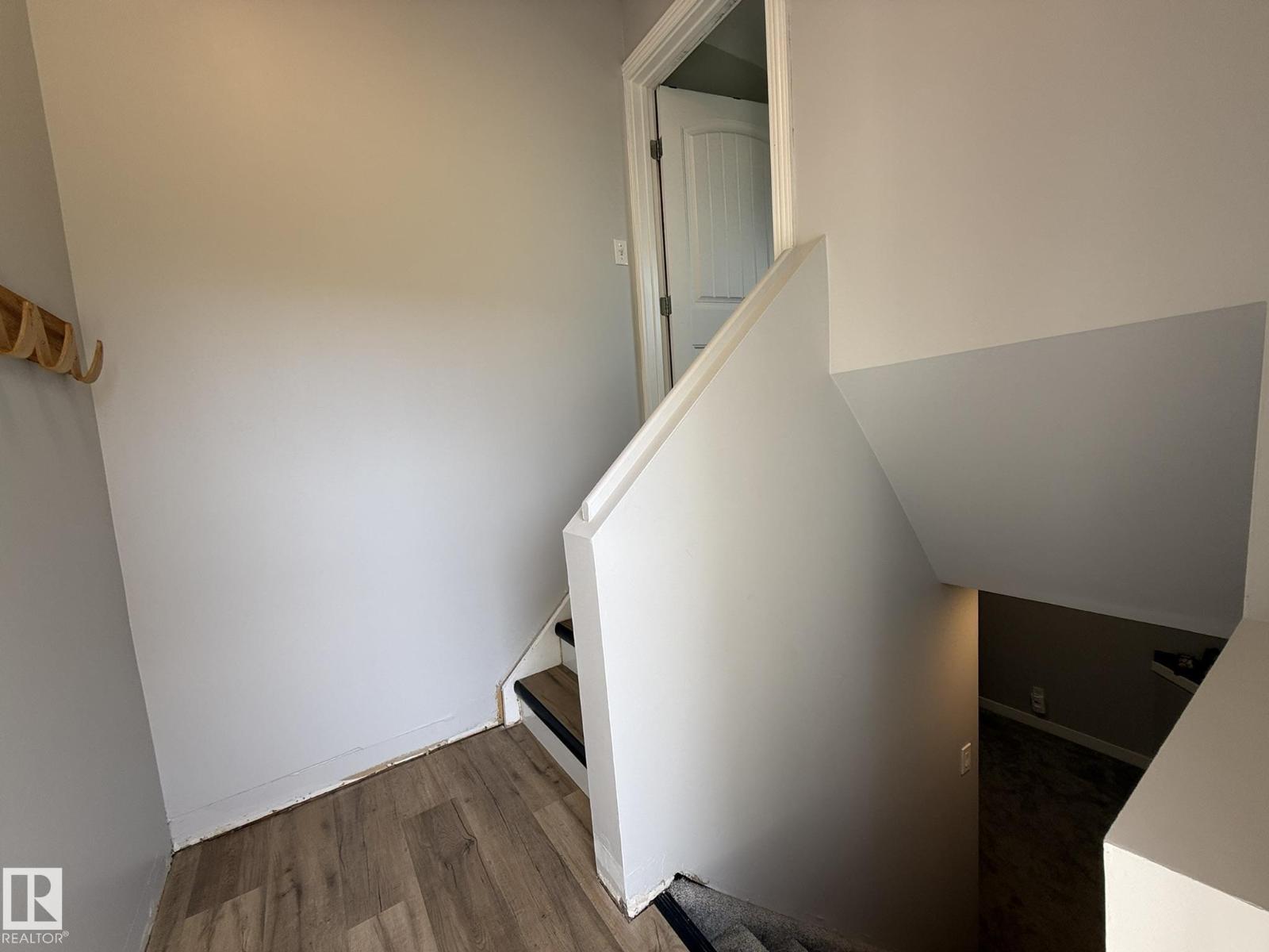 8004 180 ST NW - 22