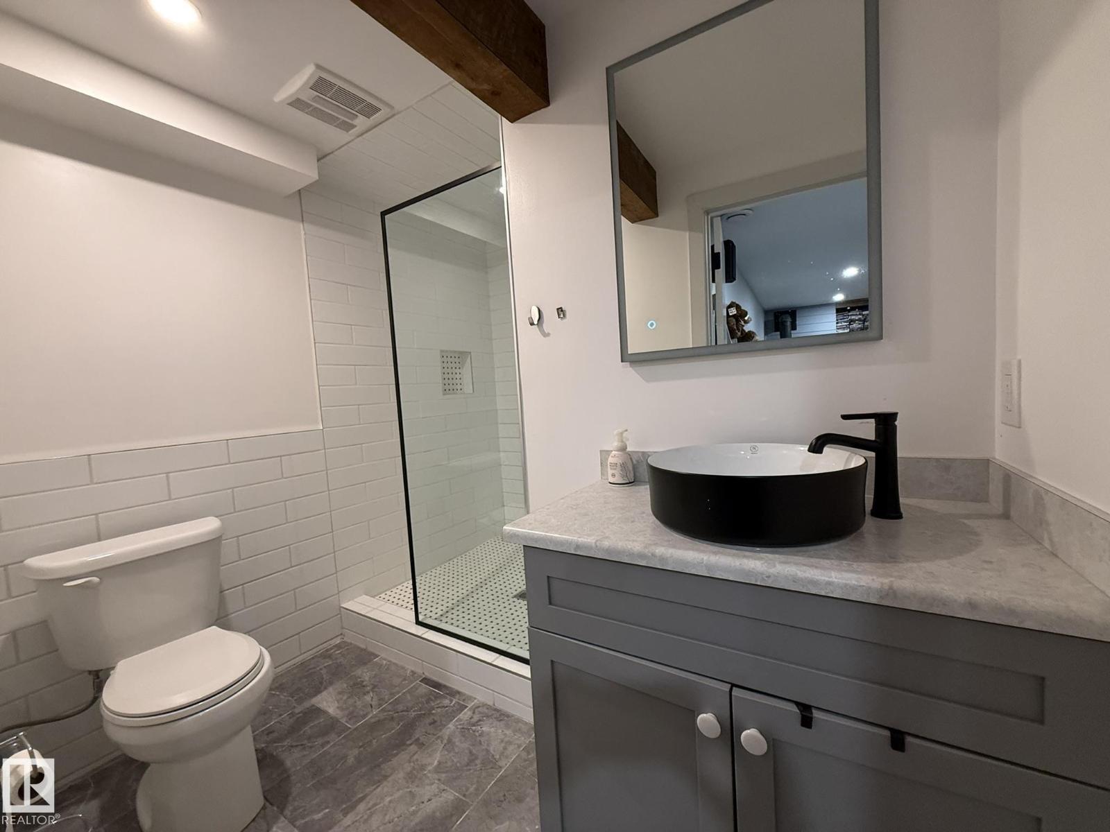 8004 180 ST NW - 34