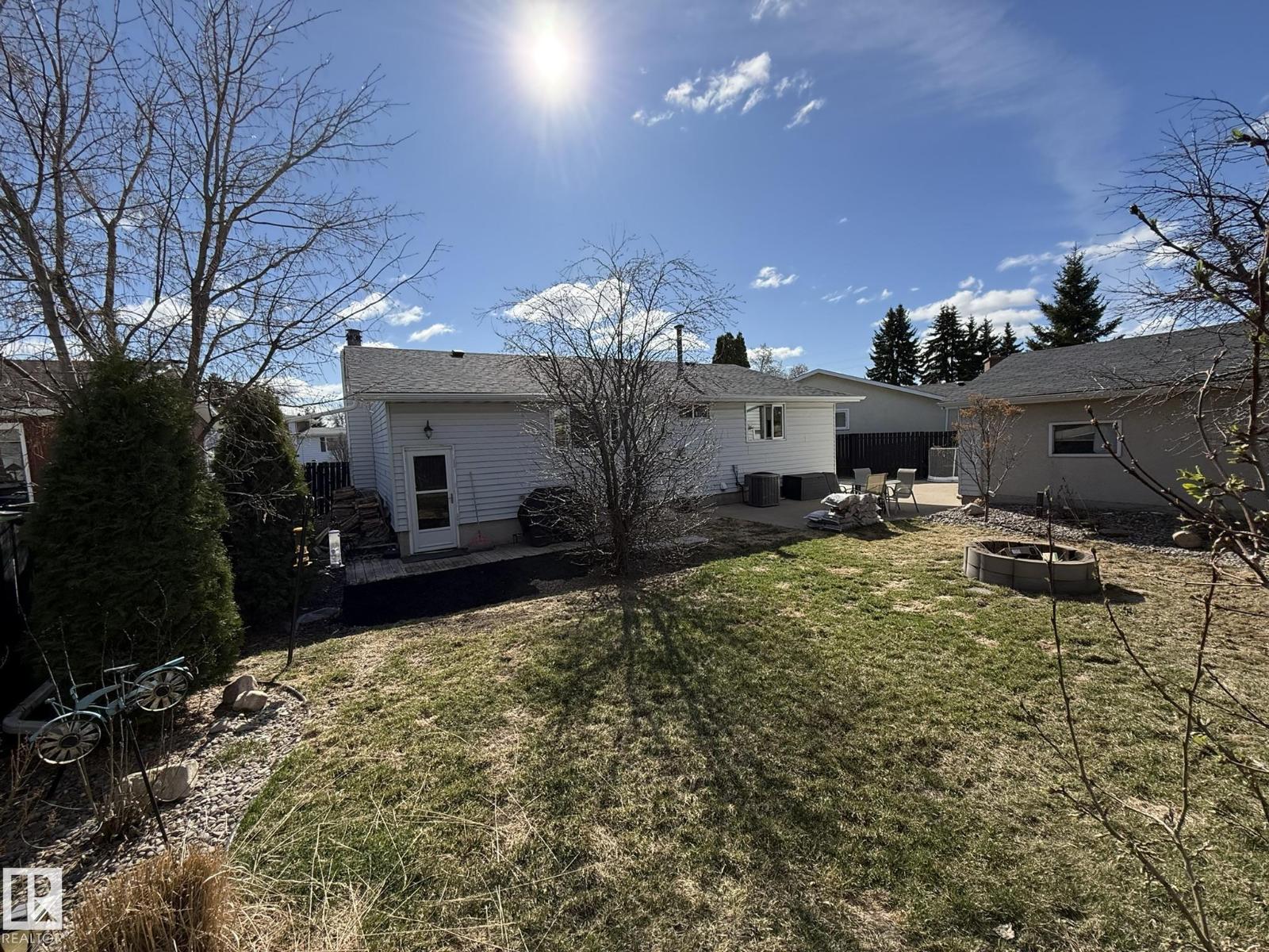 8004 180 ST NW - 43