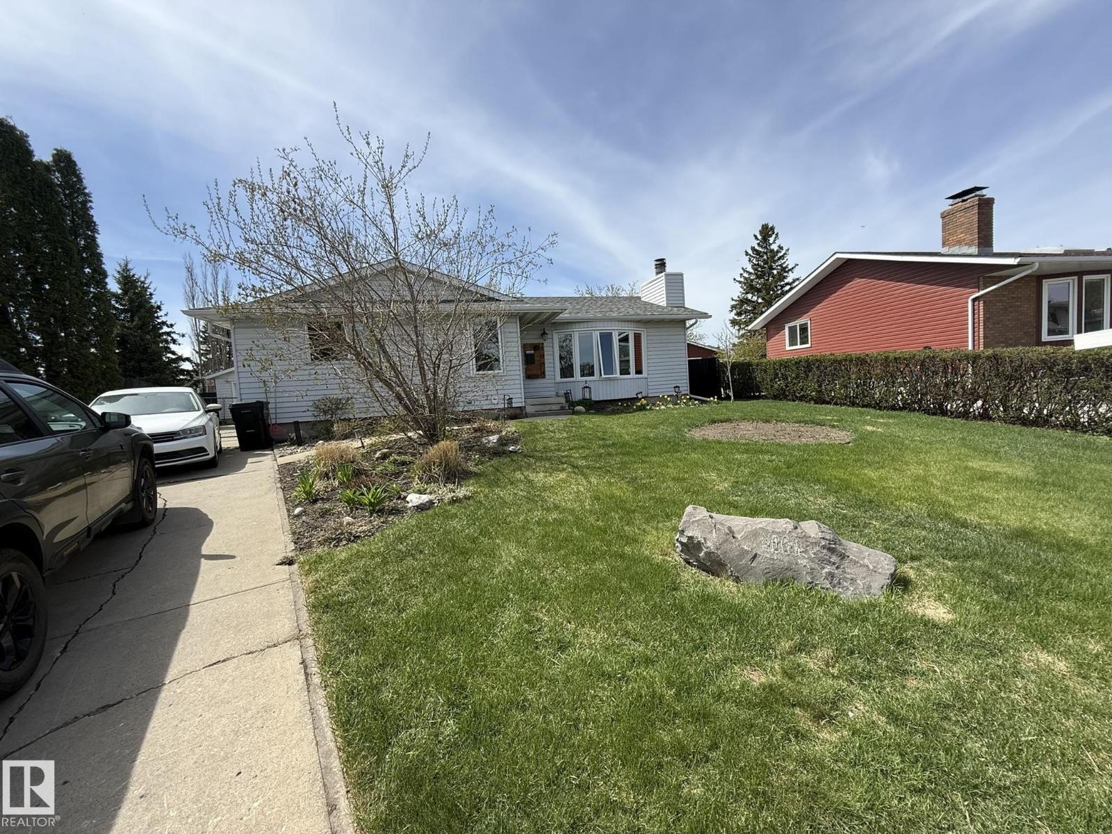 8004 180 ST NW - 70