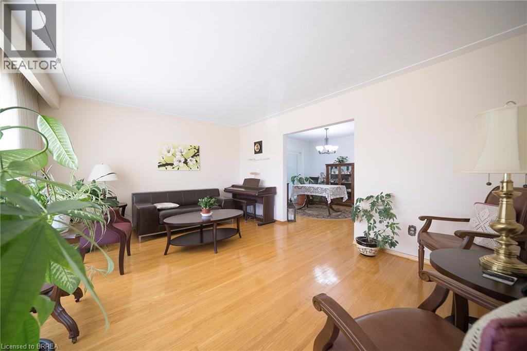 176 KIMBERLY Drive - 9