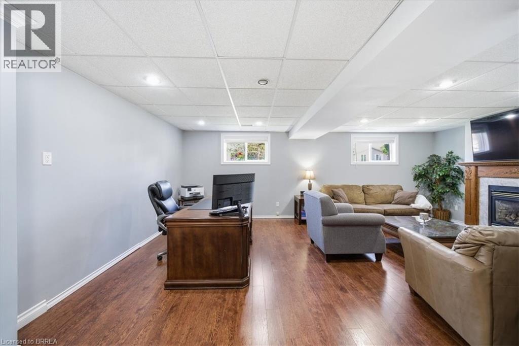 139 BRANLYN Crescent, Brantford, Ontario, N3P1Z9 — Photo 14