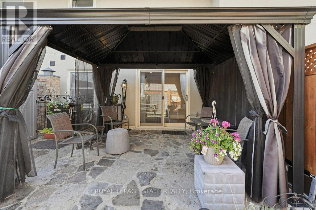 1402 GHENT AVENUE - 21