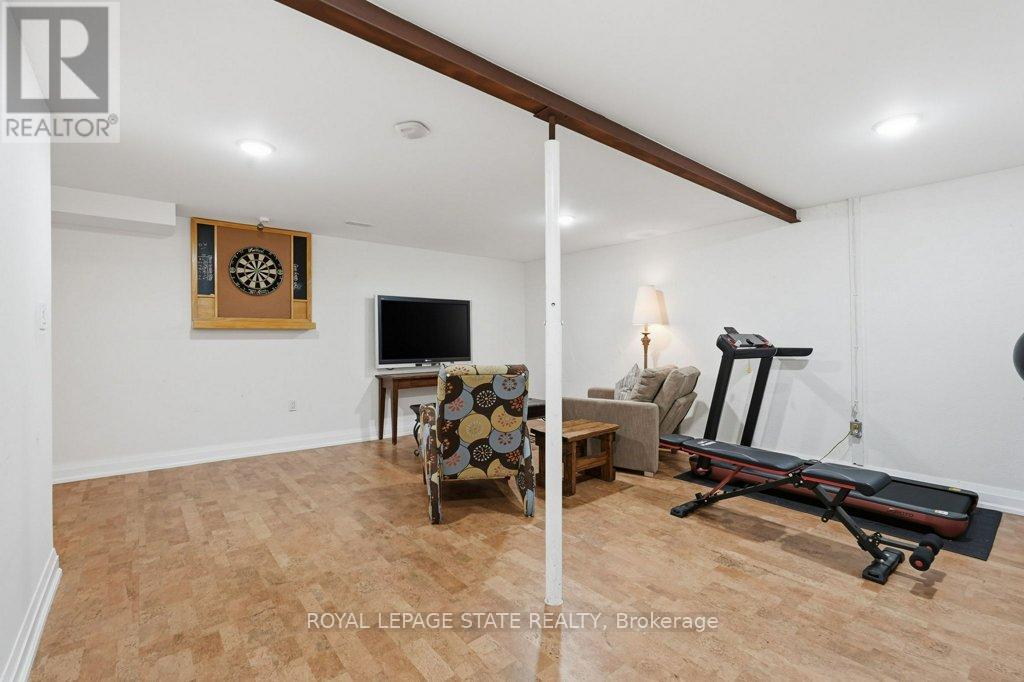 1402 GHENT AVENUE - 37