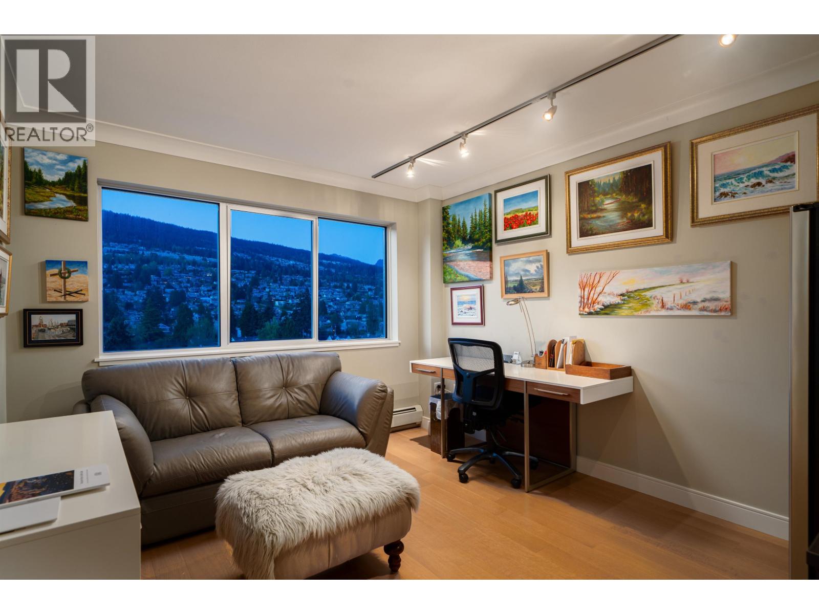 1503 150 24TH STREET, West Vancouver