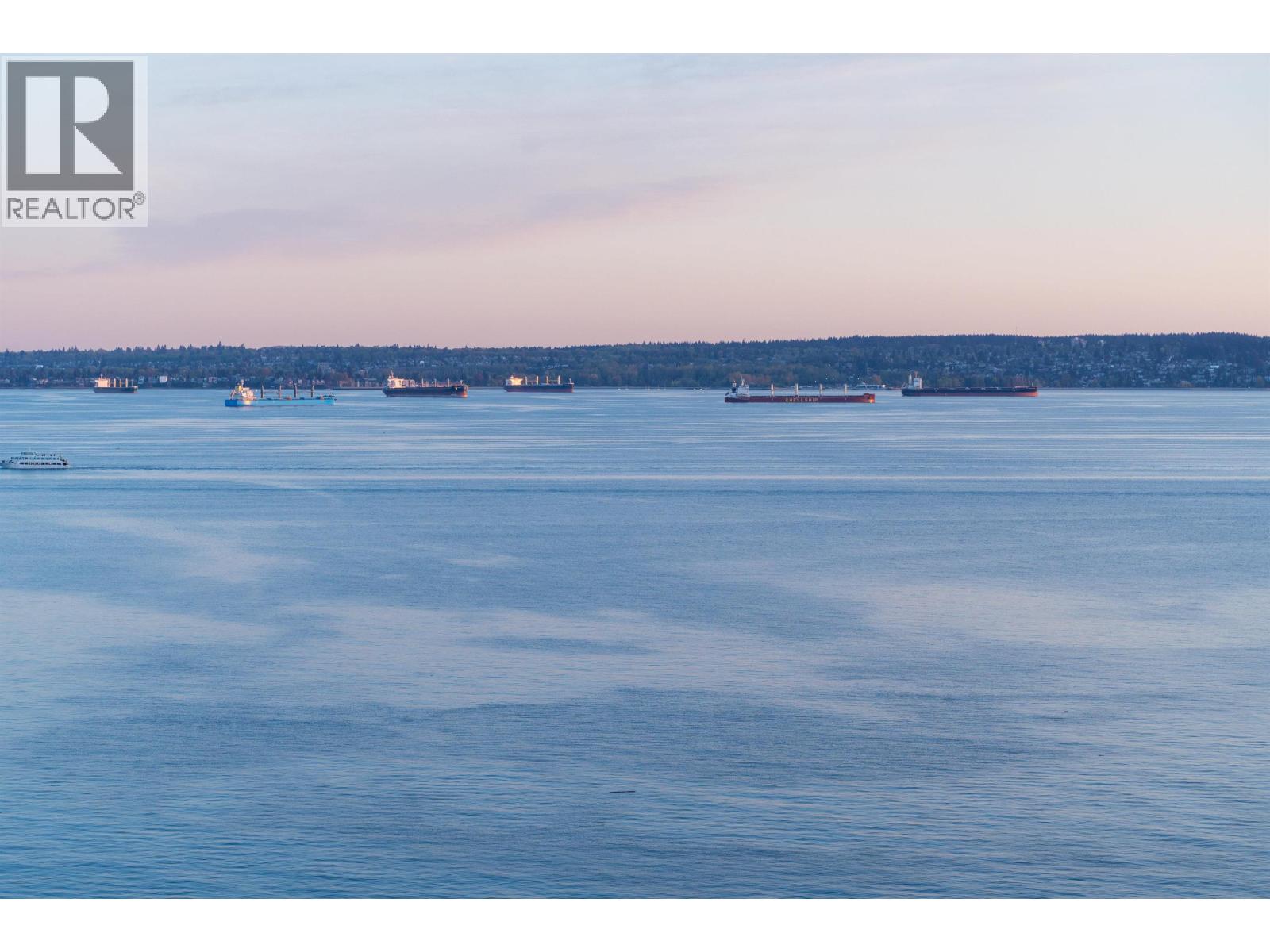1503 150 24TH STREET, West Vancouver