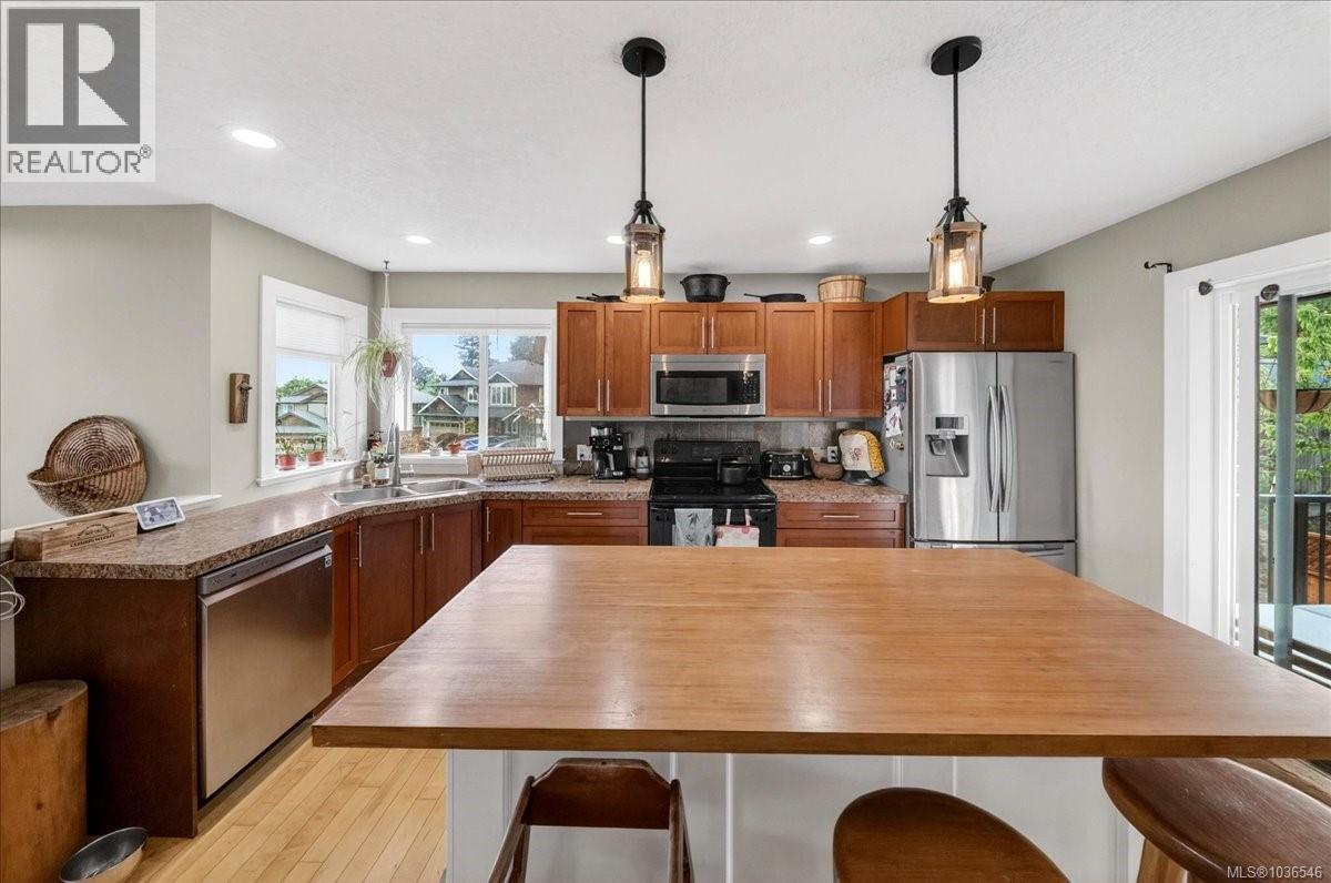 2382 Caffery Pl - 14
