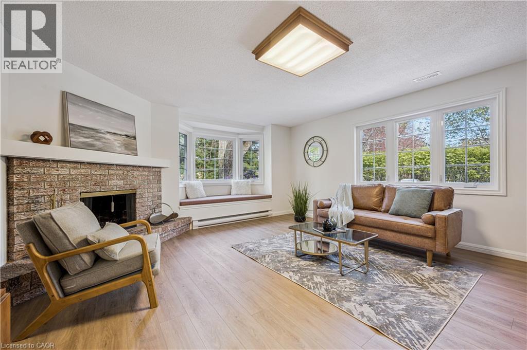 335 MARLOWE Drive, Waterloo, Ontario, N2L5A5 — Photo 40