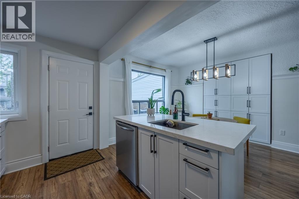 158 BALSAM Avenue N, Hamilton, Ontario, L8L6Y5 — Photo 11