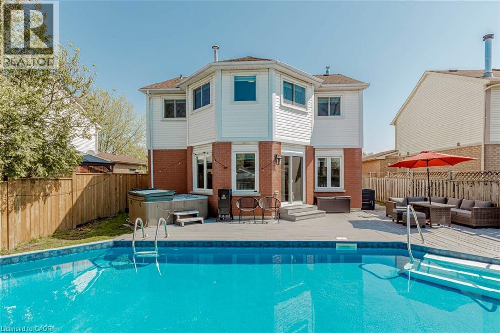 33 MEAGHAN Street, Waterdown, Ontario, L8B0H5 — Photo 33