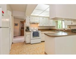 7978 141a Street, Surrey, BC V3W6L6 Photo 14