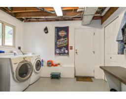 7978 141a Street, Surrey, BC V3W6L6 Photo 33