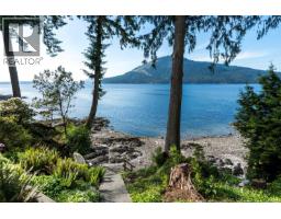 Laundry room - 958 Lands End Rd, North Saanich, BC V8L4R4 Photo 6