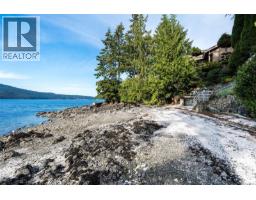 Living room - 958 Lands End Rd, North Saanich, BC V8L4R4 Photo 9