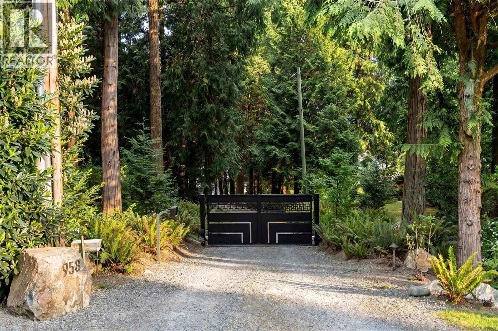 958 Lands End Rd - 53