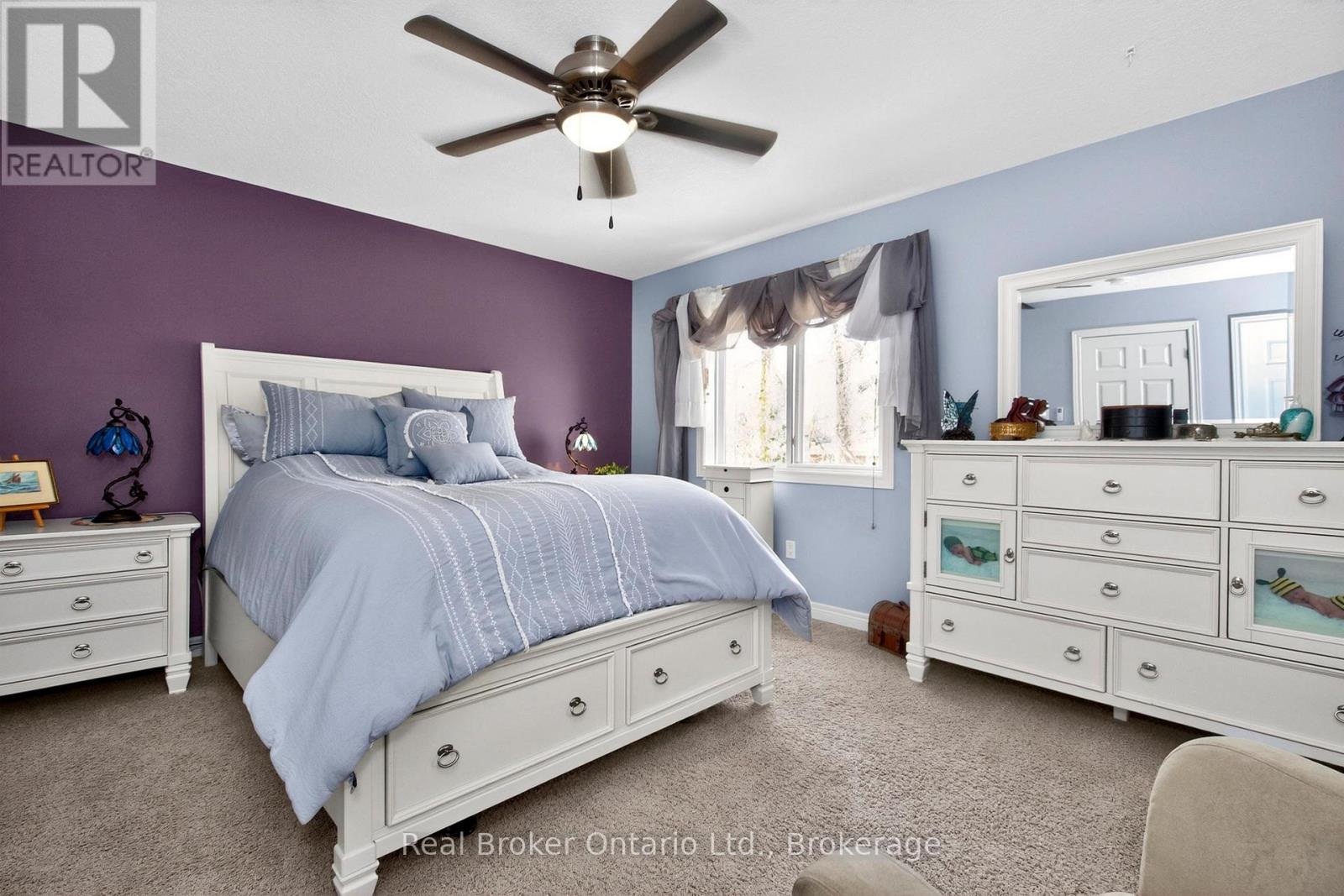 984 COOK DRIVE - 14
