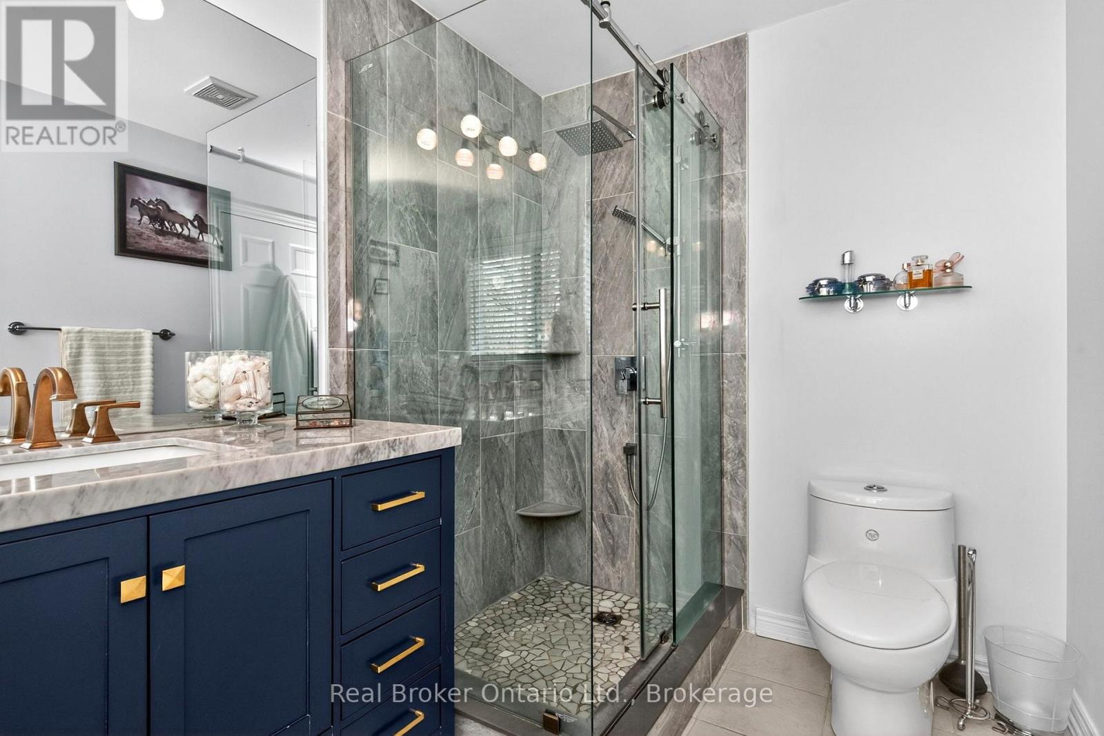 984 COOK DRIVE - 17