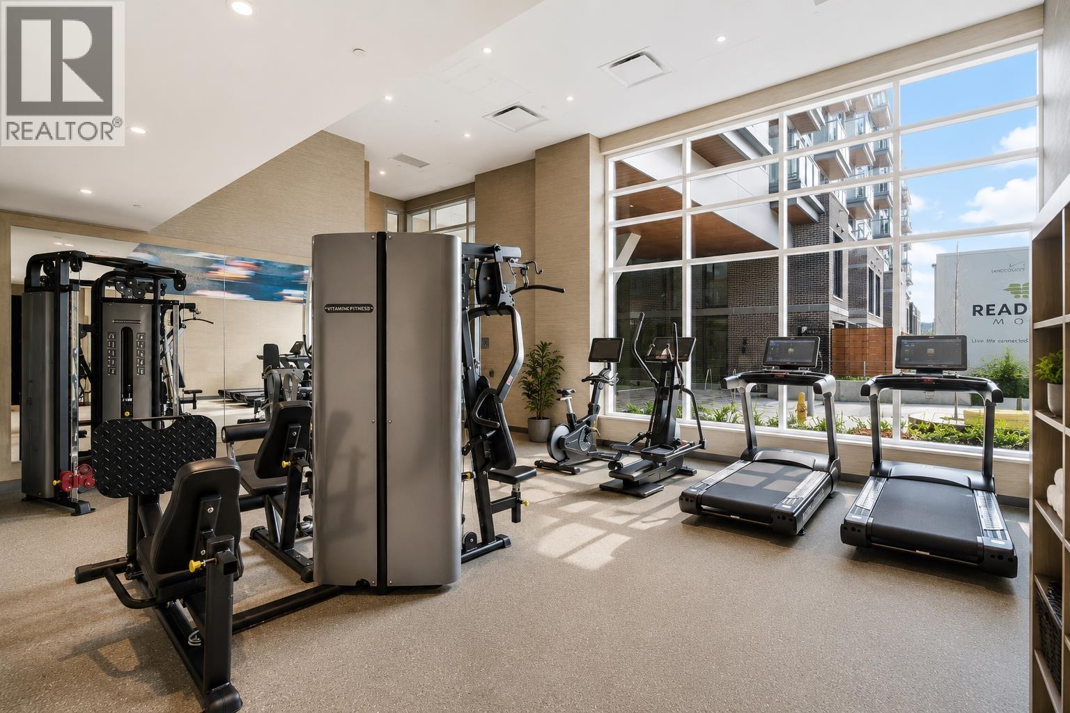 312 755 HARBOURSIDE DRIVE, North Vancouver