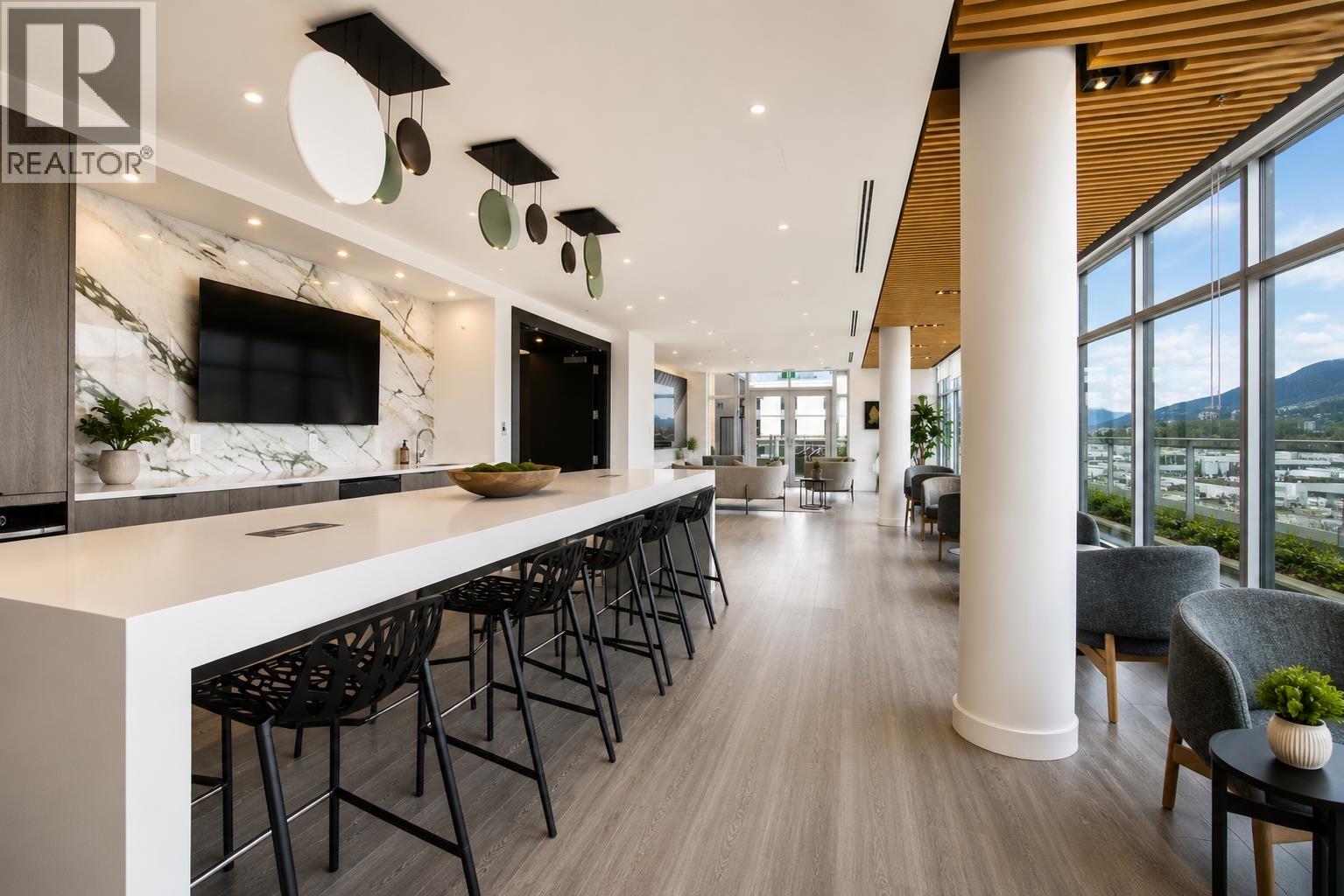 312 755 HARBOURSIDE DRIVE, North Vancouver