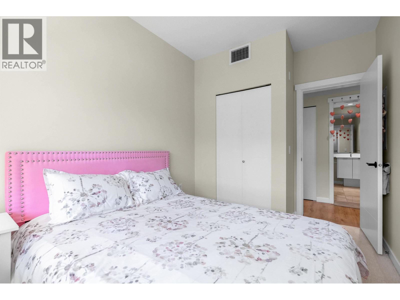 #315-9233 ODLIN Road, Richmond