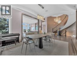 2567 Lawson Avenue, West Vancouver, BC V7V2G1 Photo 12