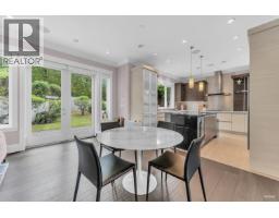 2567 Lawson Avenue, West Vancouver, BC V7V2G1 Photo 18