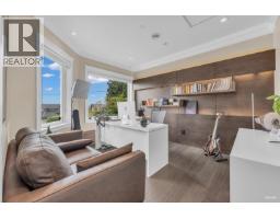 2567 Lawson Avenue, West Vancouver, BC V7V2G1 Photo 25