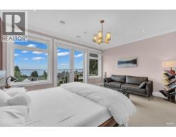2567 Lawson Avenue, West Vancouver, BC V7V2G1 Photo 27