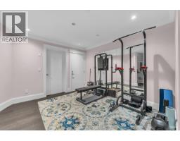 2567 Lawson Avenue, West Vancouver, BC V7V2G1 Photo 34