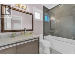 2567 Lawson Avenue, West Vancouver, BC V7V2G1 Photo 37