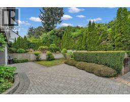 2567 Lawson Avenue, West Vancouver, BC V7V2G1 Photo 39