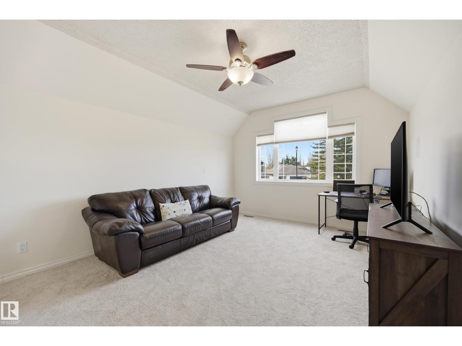 11503 10 AV NW - 19