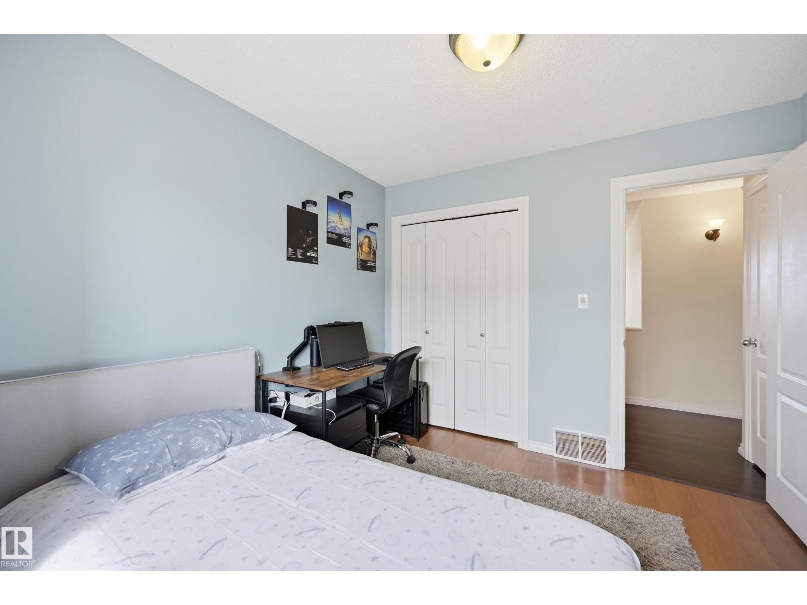 11503 10 AV NW - 22