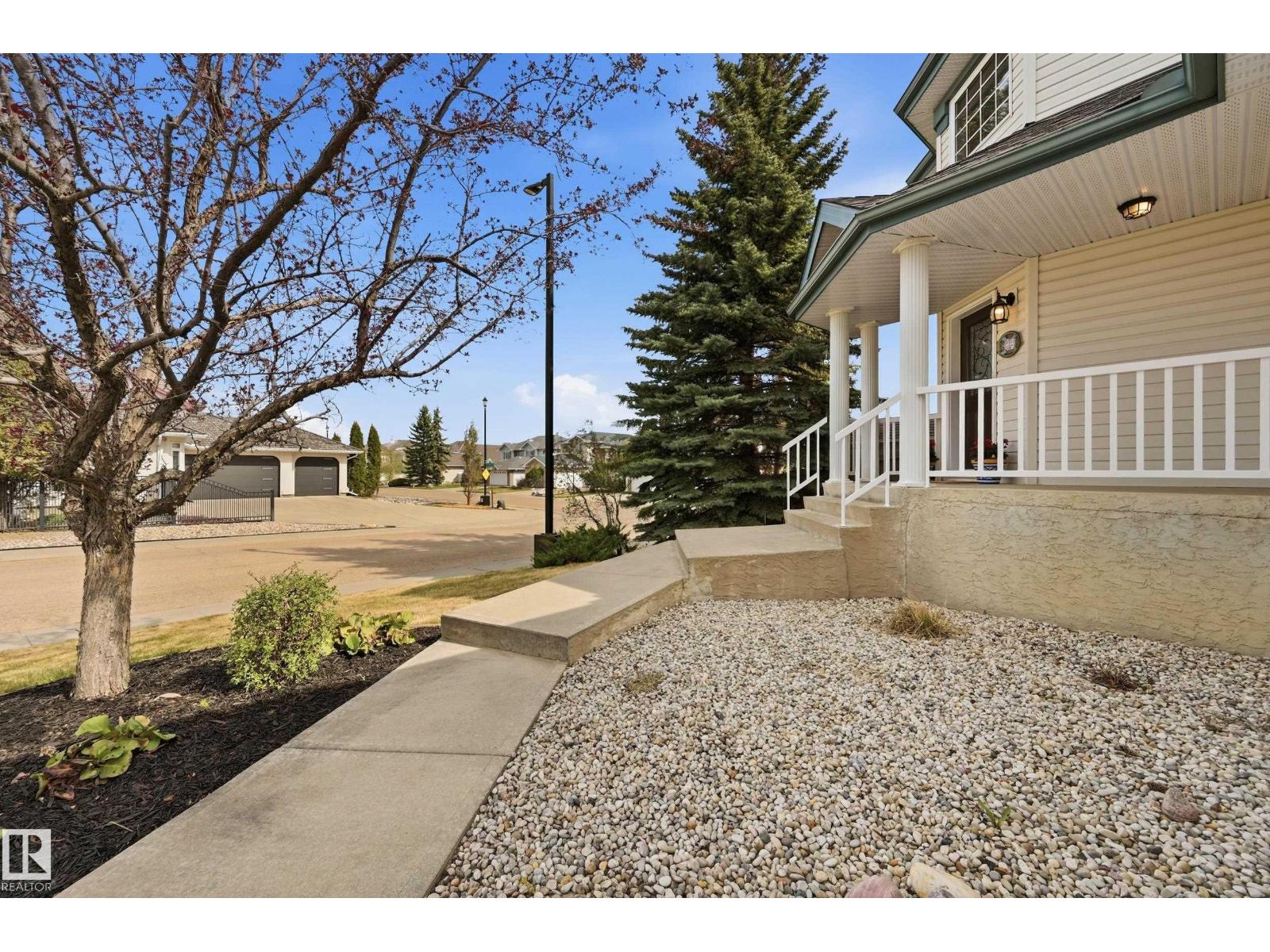 11503 10 AV NW - 4