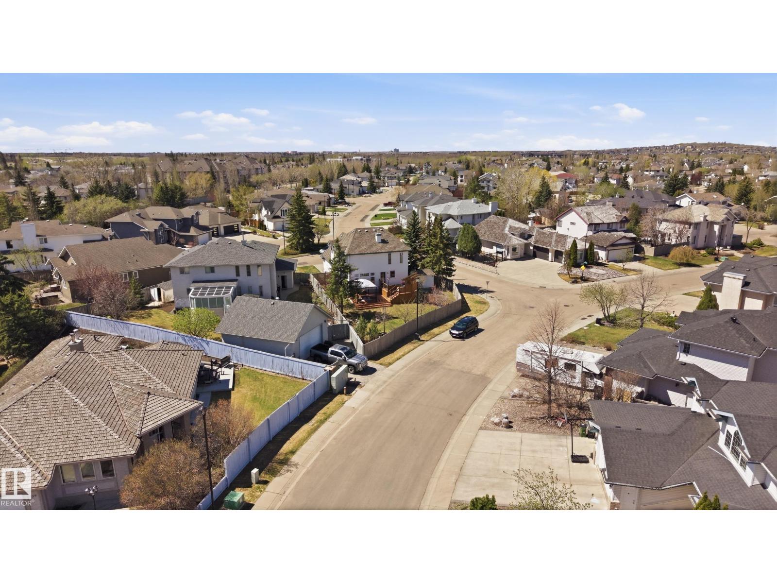 11503 10 AV NW - 53