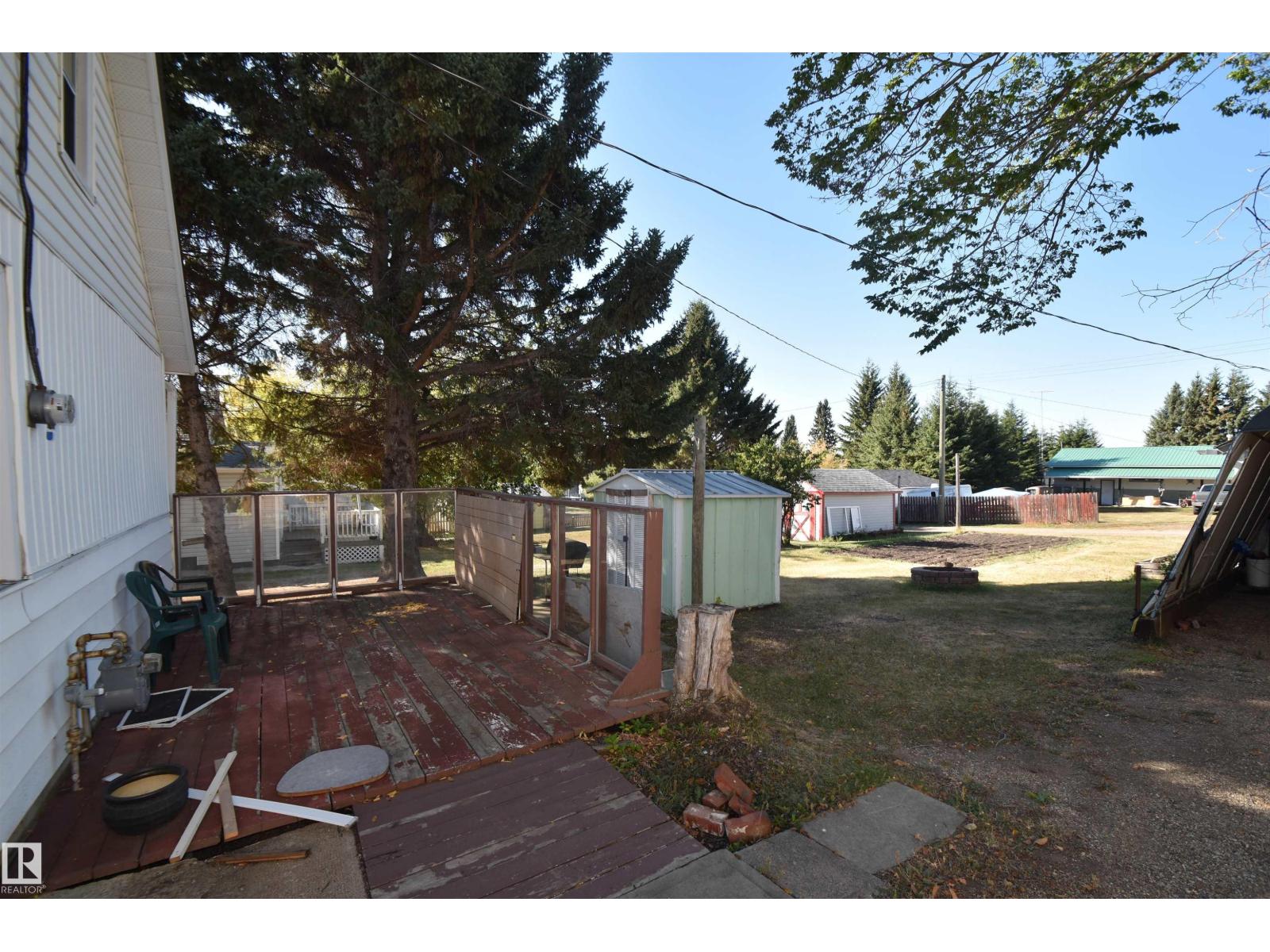 5018 50 ST - photo 4