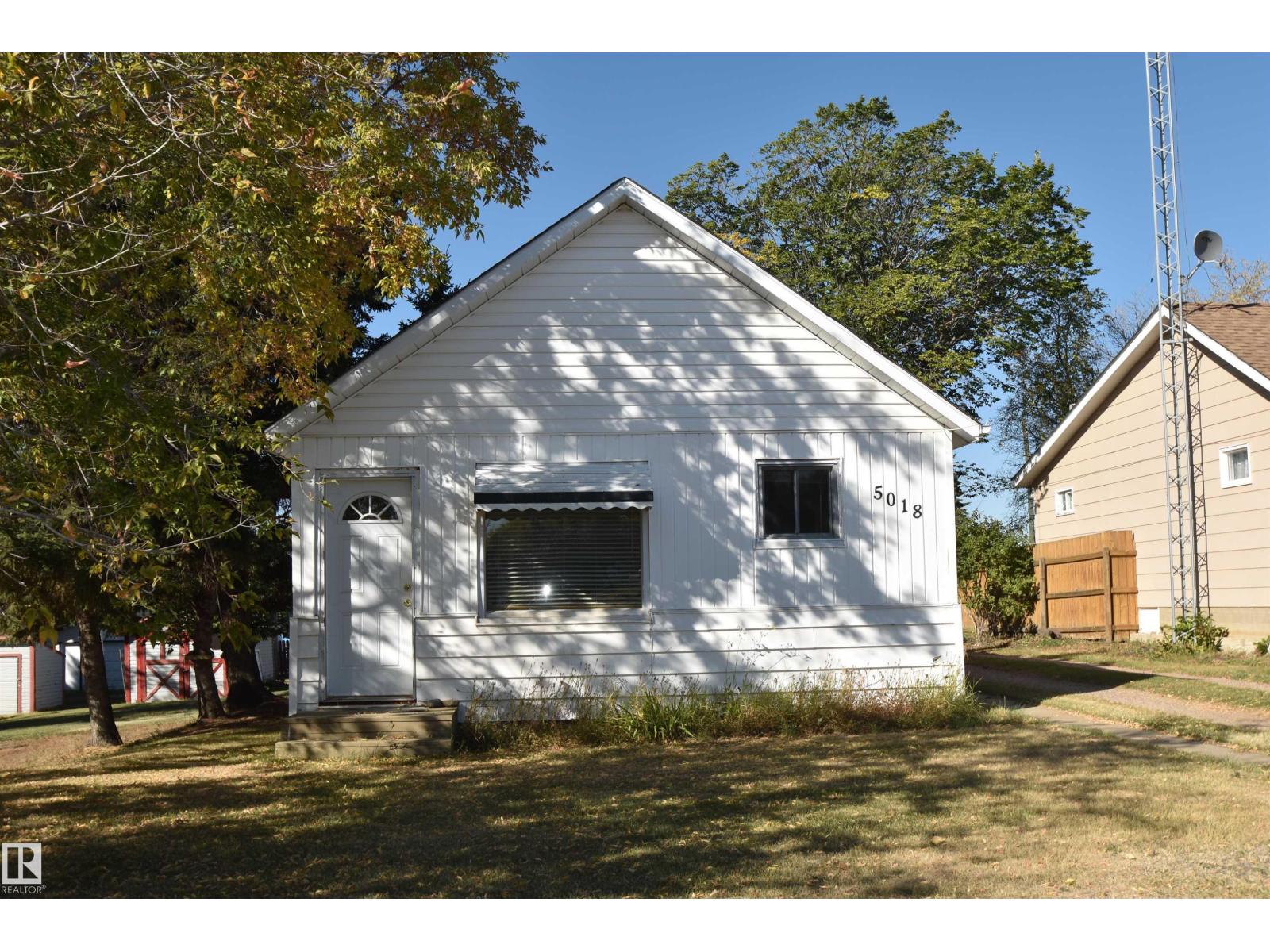 5018 50 ST - photo 2