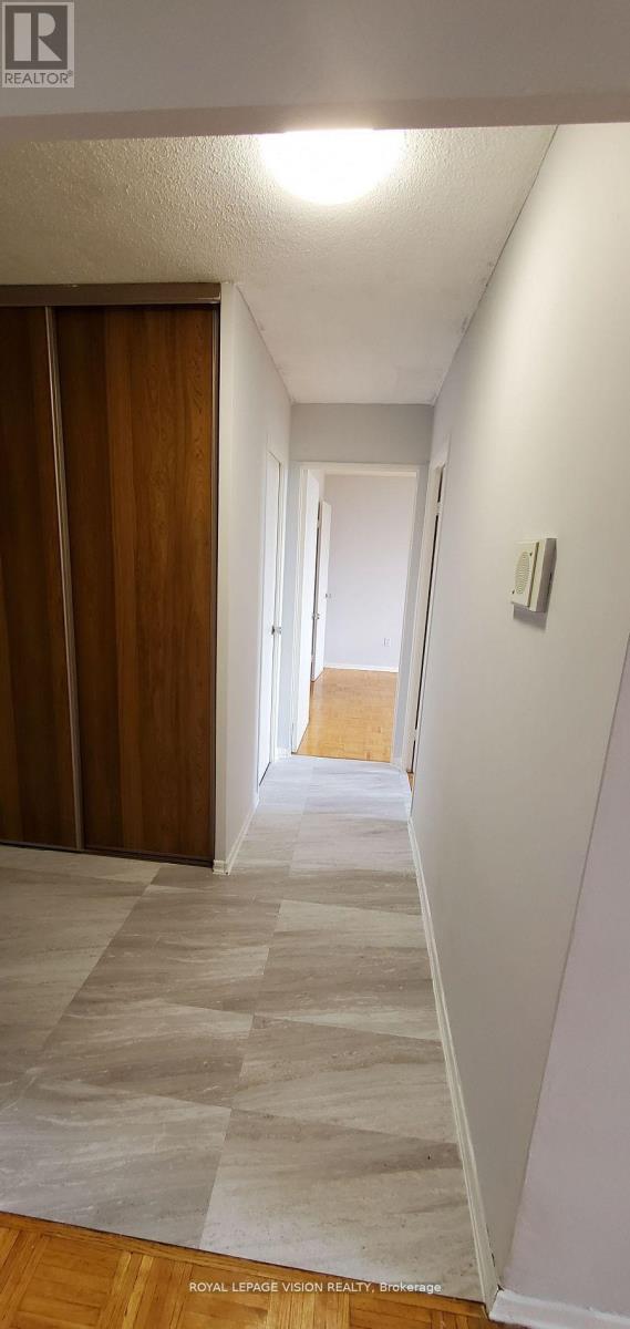 #1202 20 EDGECLIFF GOLFWAY - 12