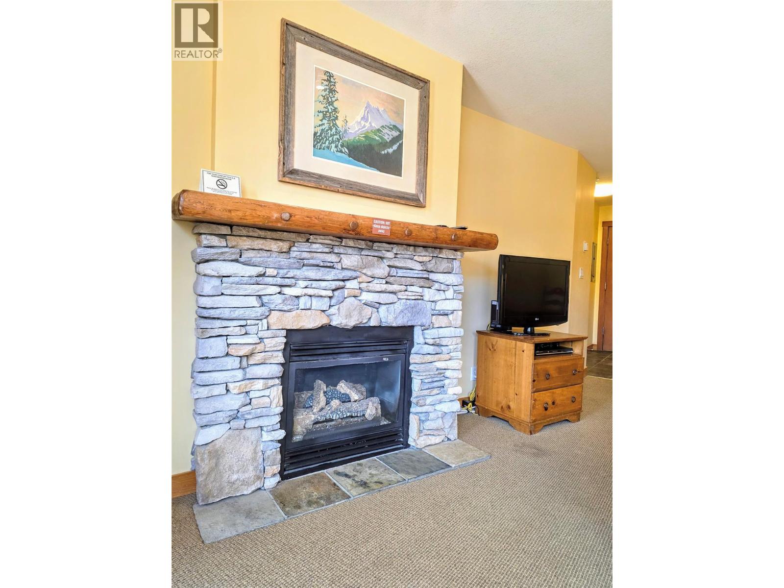 #318 2080 Summit Drive - 10