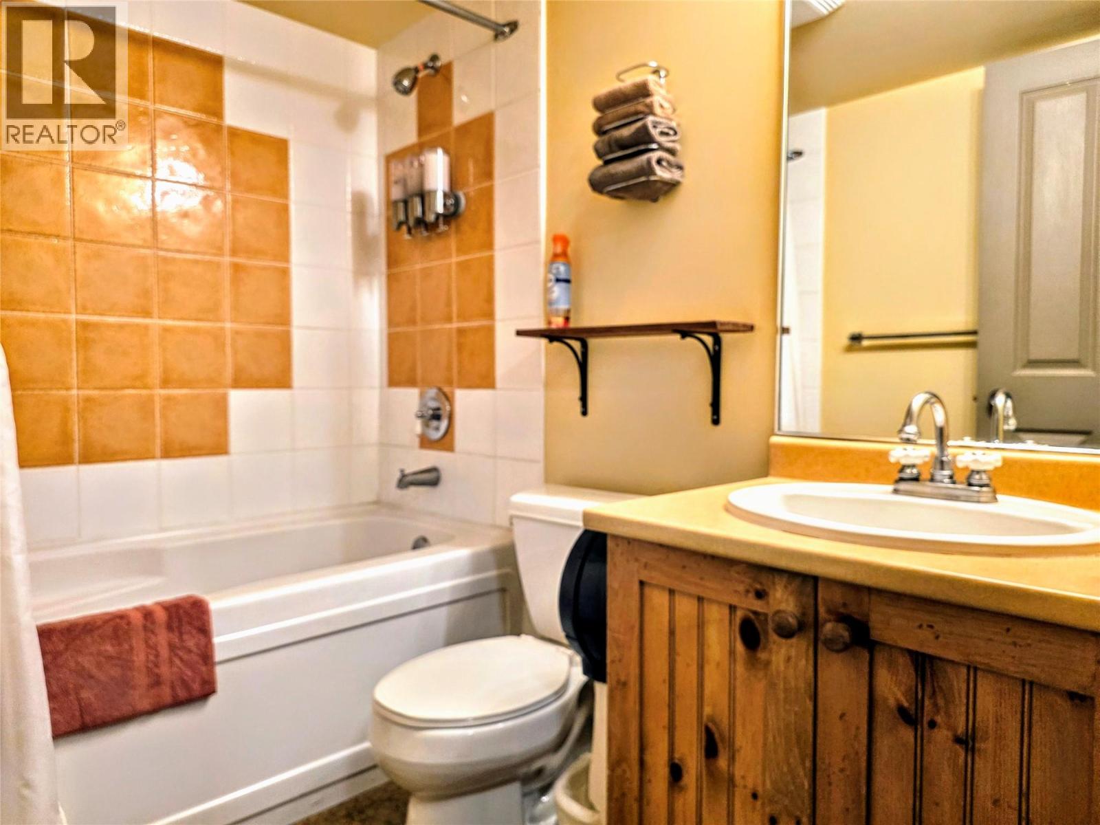 #318 2080 Summit Drive - 12