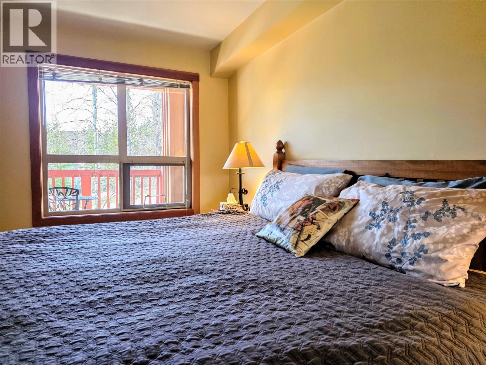 #318 2080 Summit Drive - 14