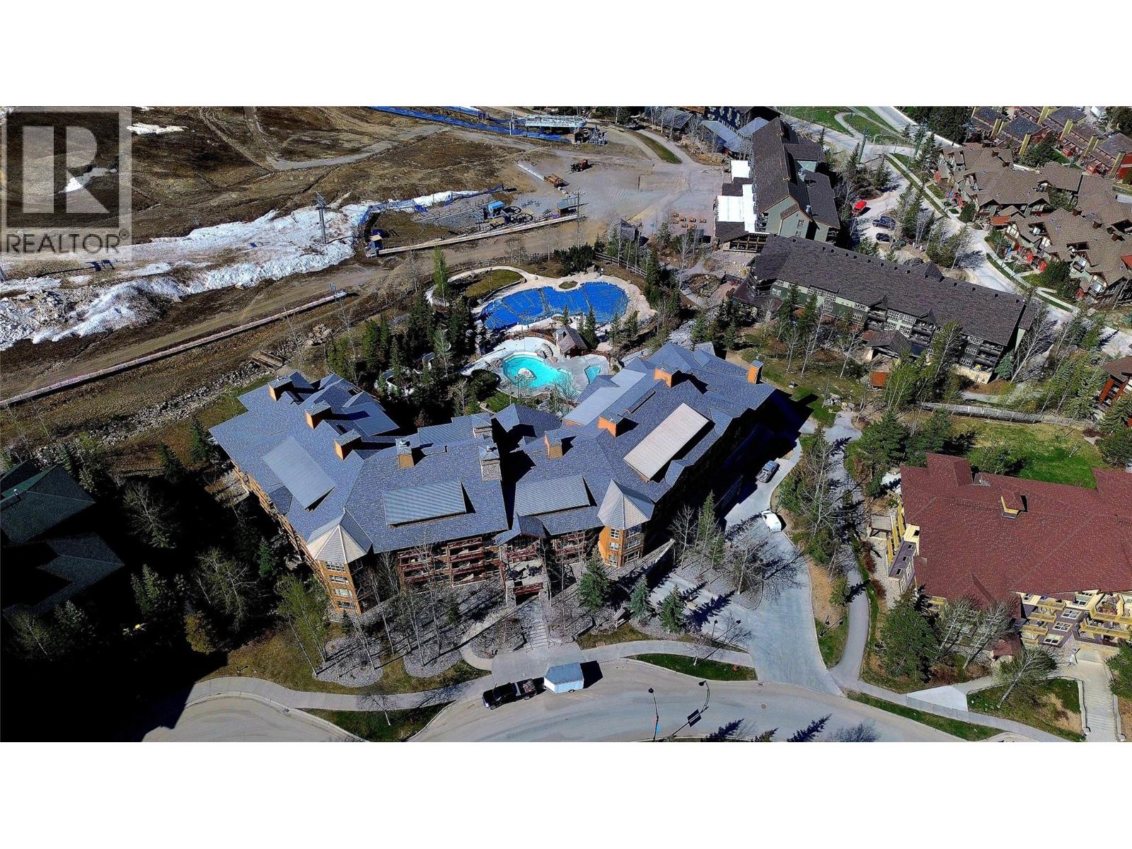 #318 2080 Summit Drive - 20