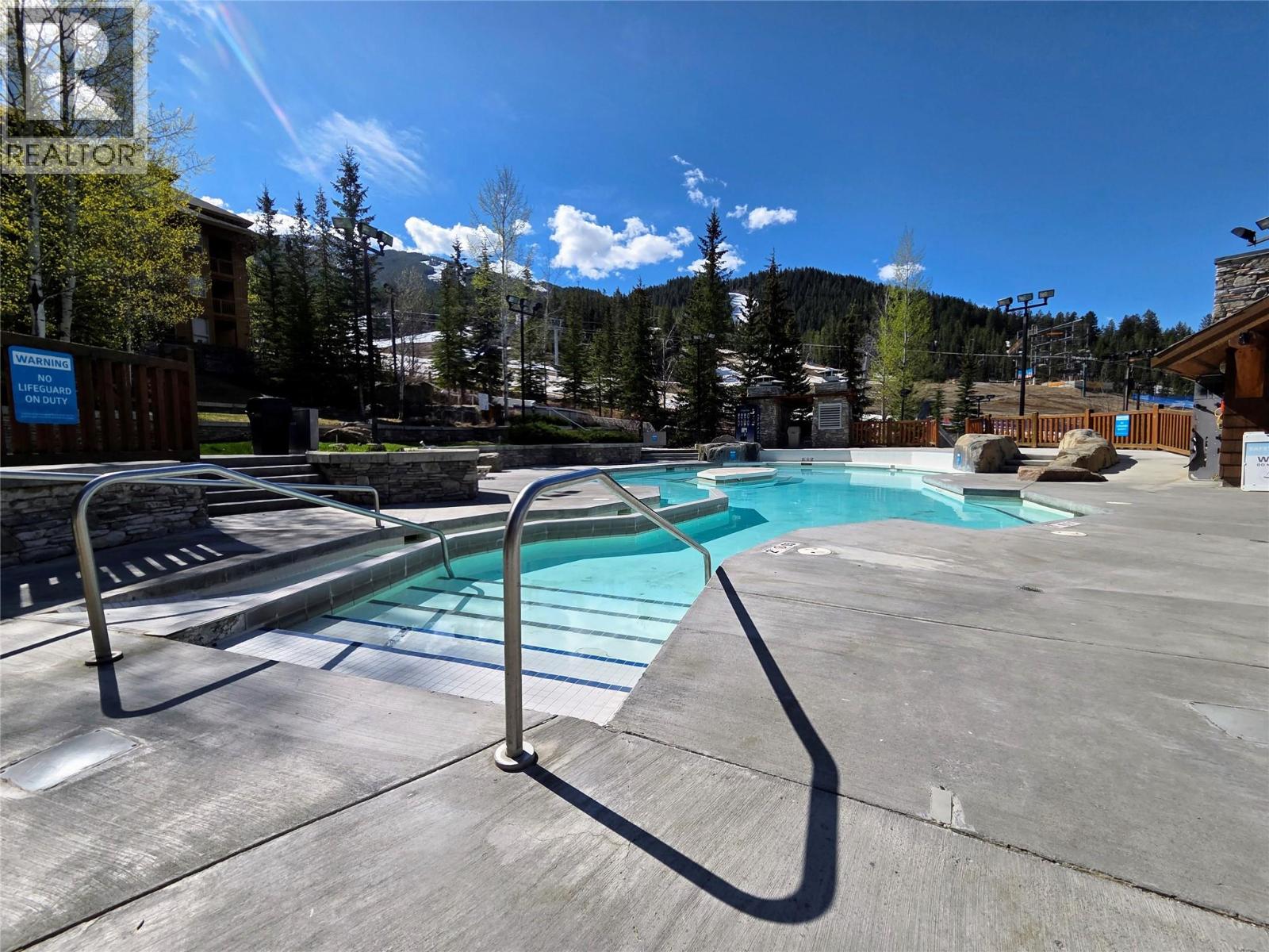 #318 2080 Summit Drive - 23
