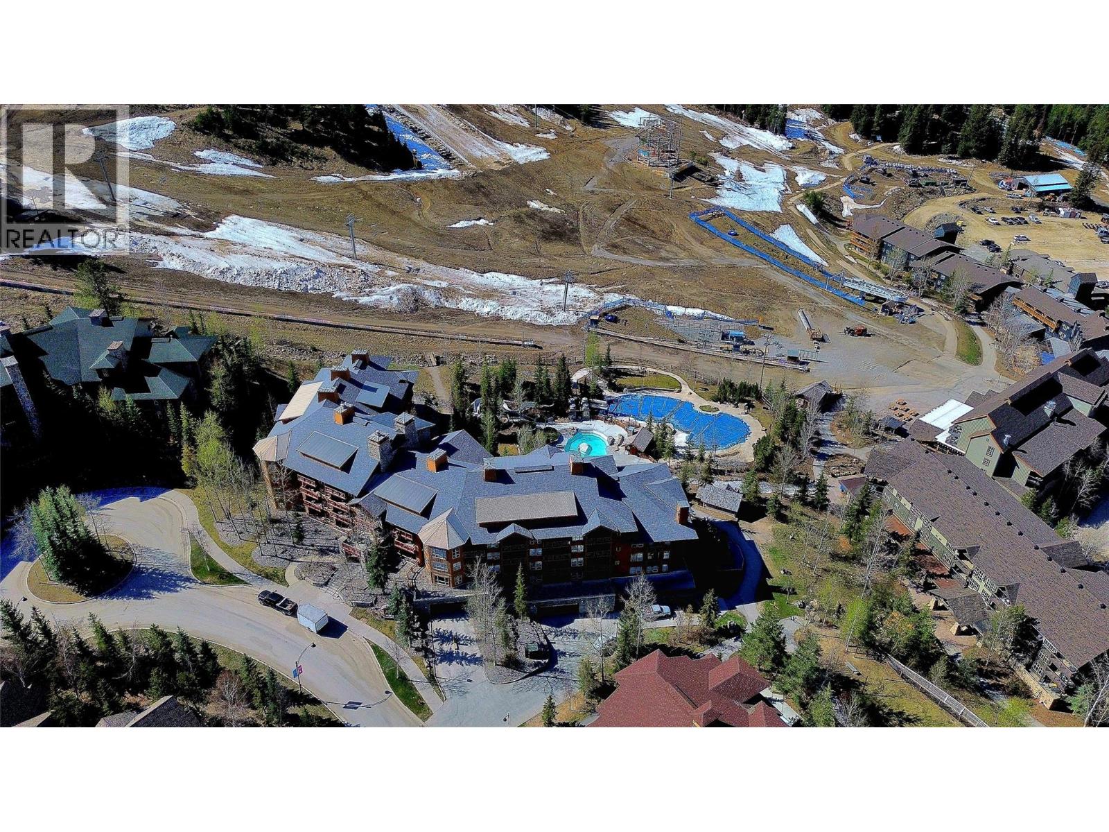 #318 2080 Summit Drive - 19