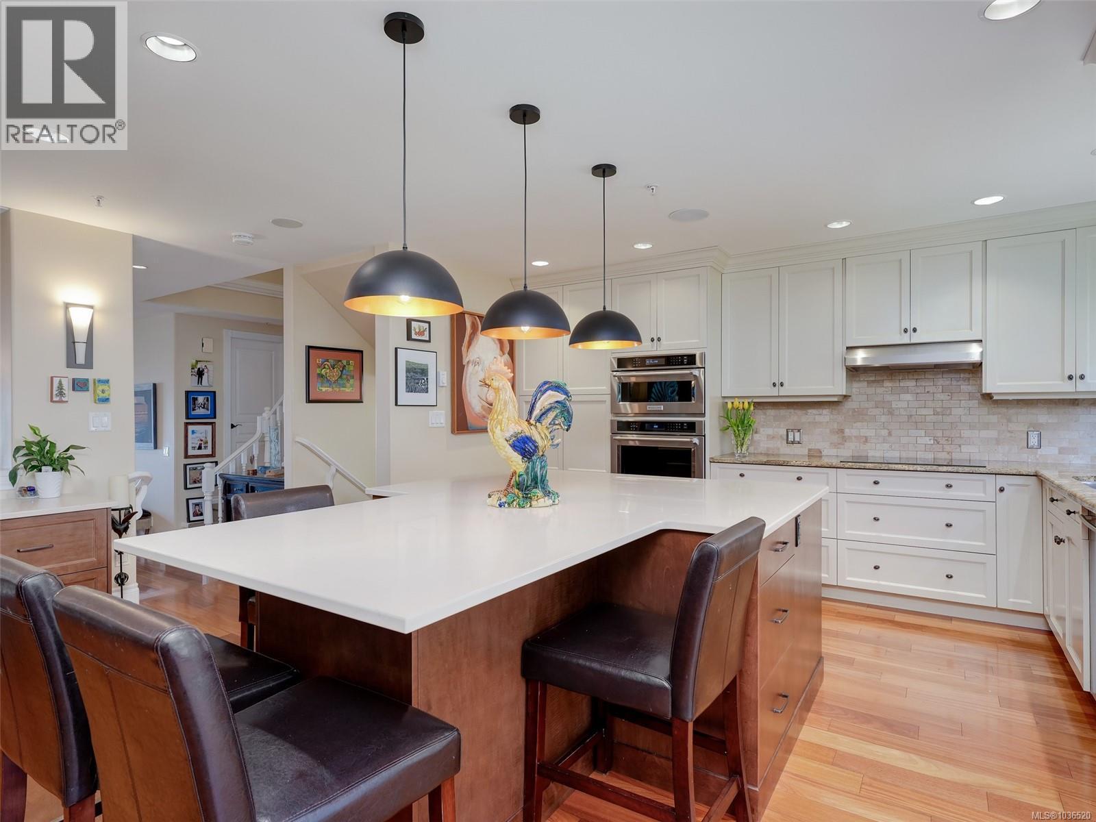 #123 75 Songhees Rd - 10
