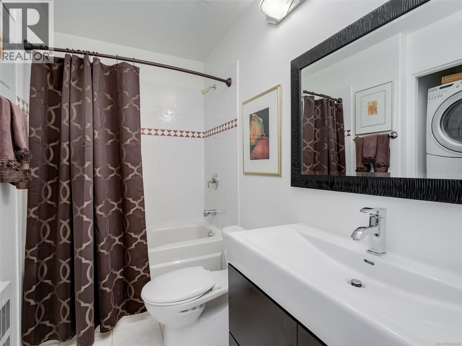 #123 75 Songhees Rd - 22