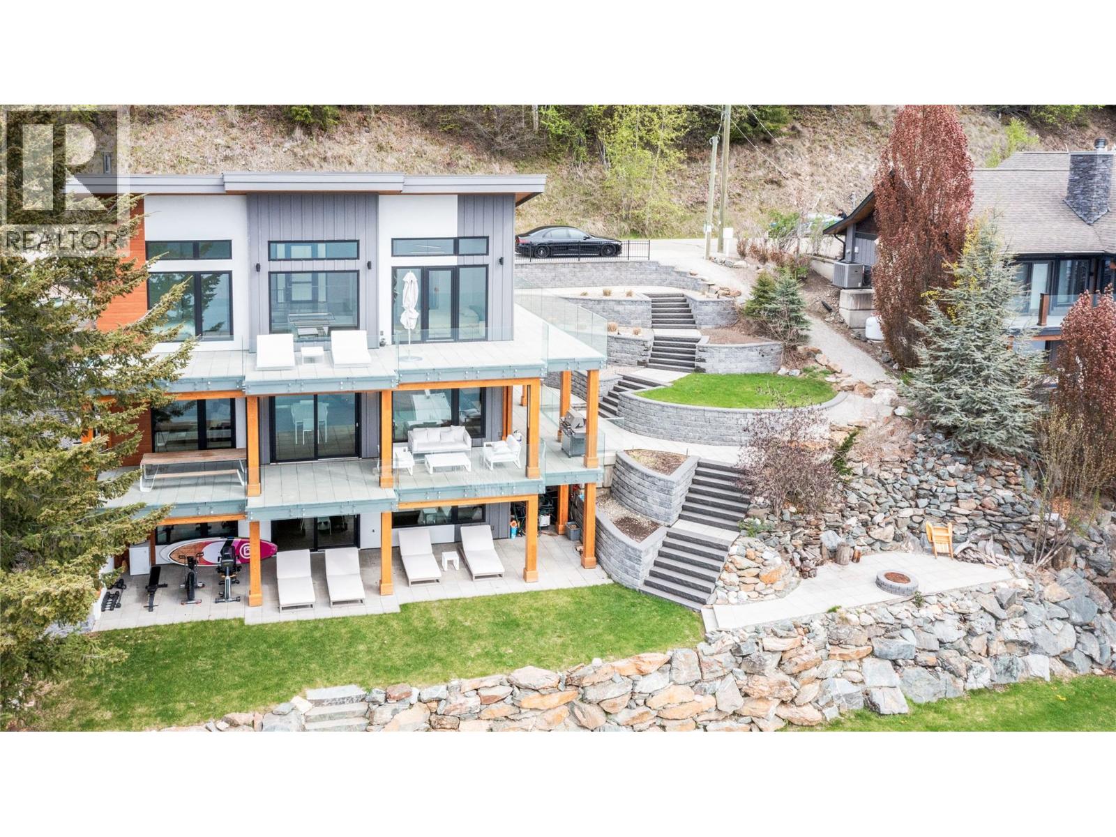 #6 8200 Squilax Anglemont Road - 4