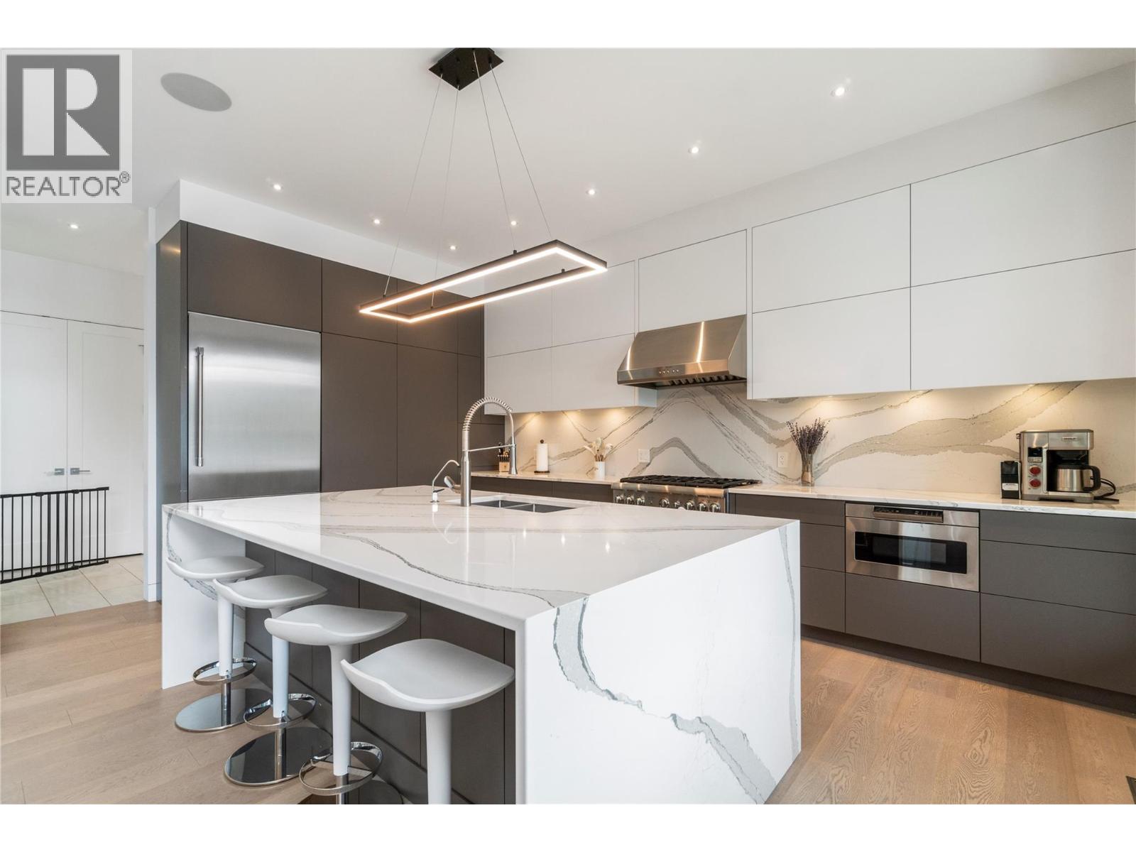 #6 8200 Squilax Anglemont Road - 6