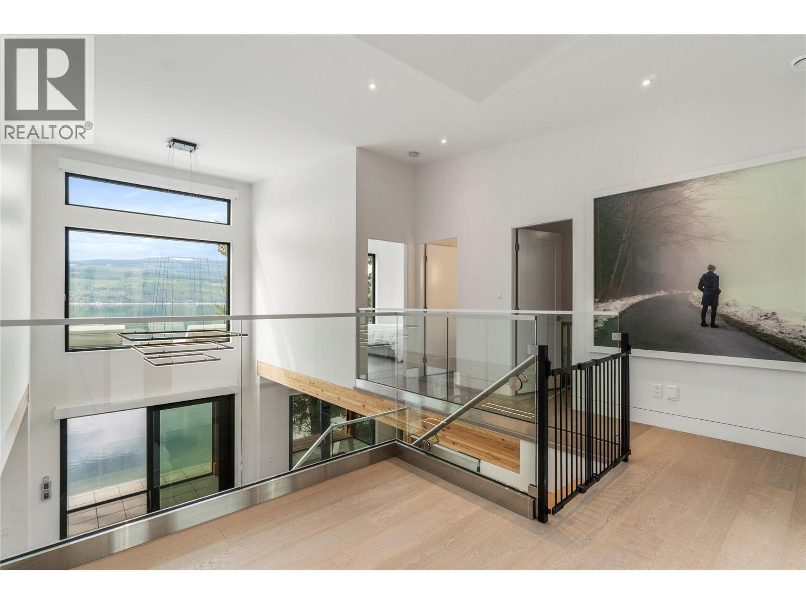 #6 8200 Squilax Anglemont Road - 25