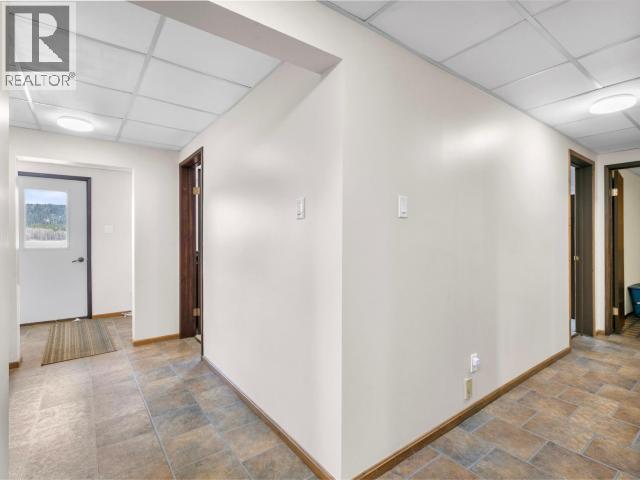 4 & 6 NISUTLIN DRIVE - 26